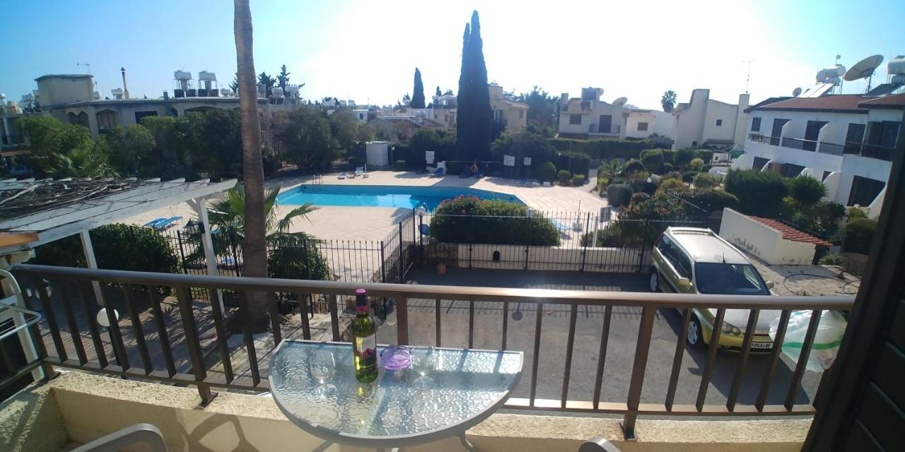 Апартаменти 'Chez Antoine' Pool-View 5Min From Sea Пафос Екстер'єр фото